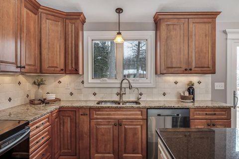 Tiny photo for 8176 Kennedy Road, Blacklick, OH 43004 (MLS # 226003299)