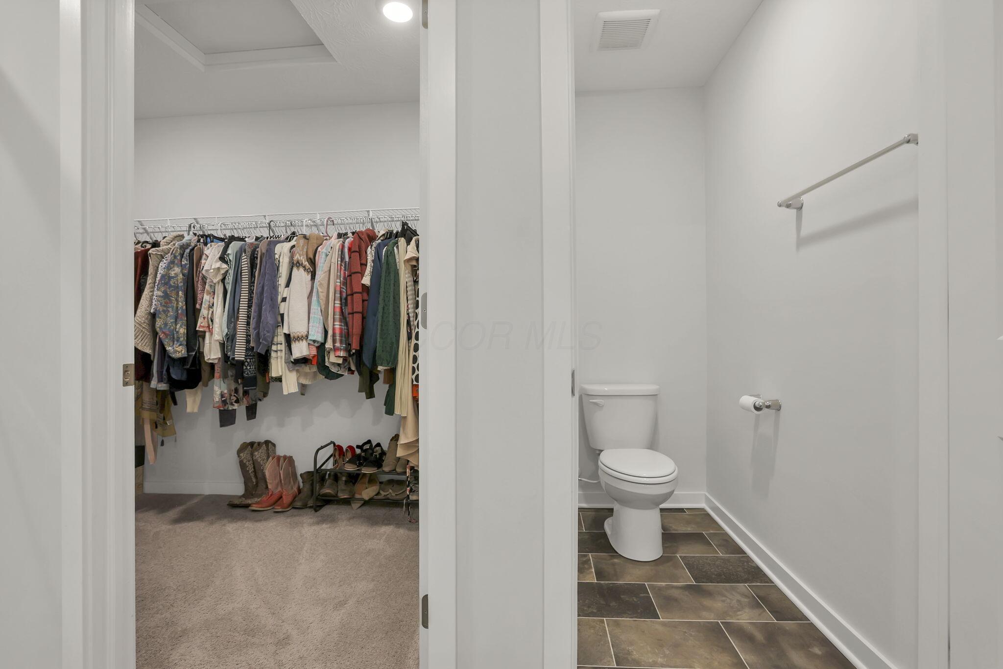 3039 Lamptonridge Drive, Columbus, Ohio image 34