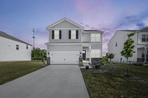 Photo of 4410 Holstein Drive, Columbus, OH 43207 (MLS # 225032854)