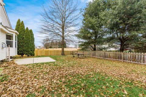 Tiny photo for 206 Purple Finch Loop, Etna, OH 43062 (MLS # 225044690)