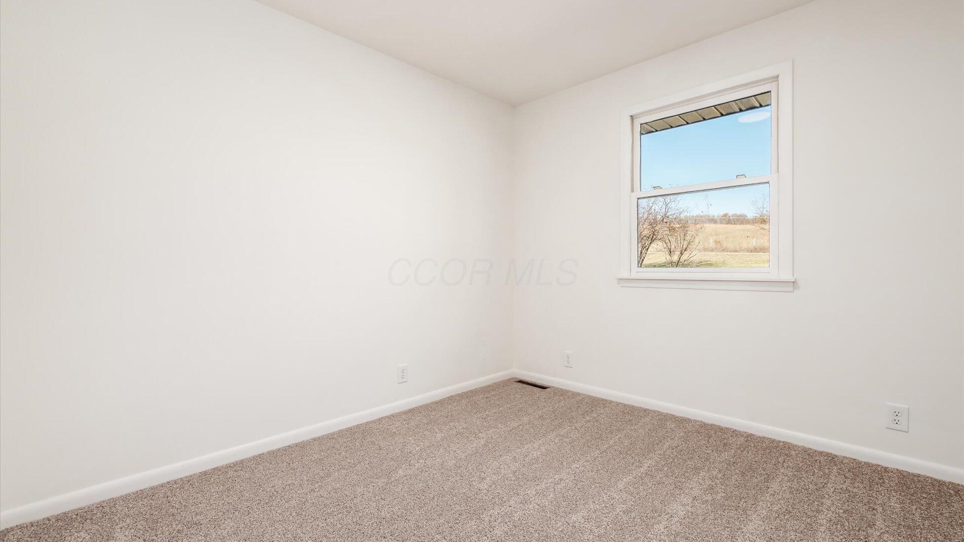 7875 Fultonrose Road, Roseville, Ohio image 24