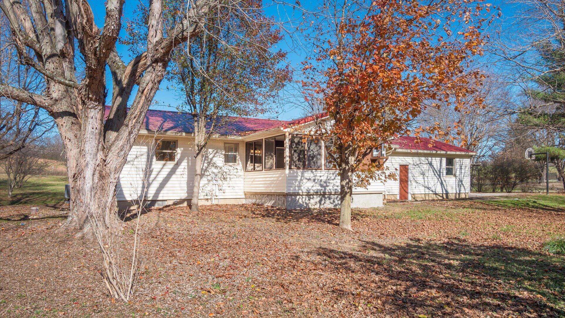 7875 Fultonrose Road, Roseville, Ohio image 33