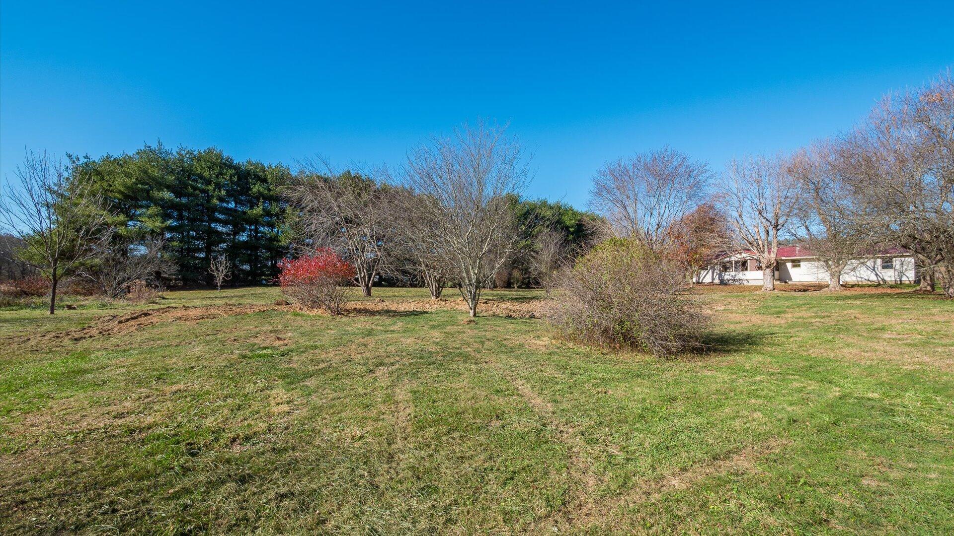 7875 Fultonrose Road, Roseville, Ohio image 38