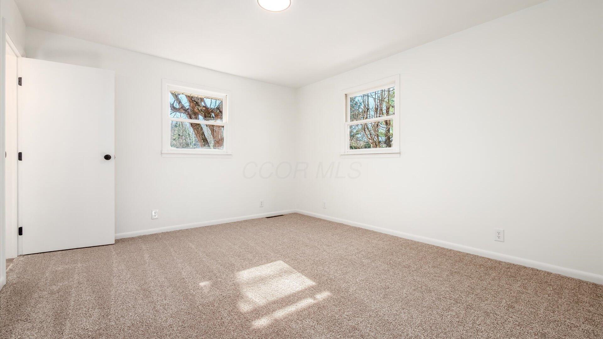 7875 Fultonrose Road, Roseville, Ohio image 17