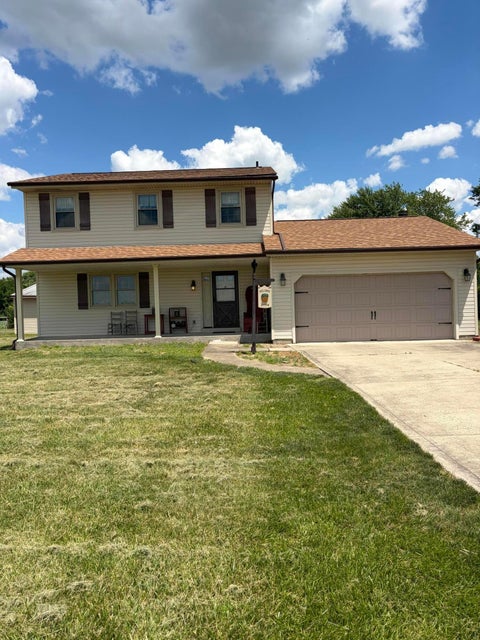 Photo of 2770 Winchester Southern Road, Canal Winchester, OH 43110 (MLS # 226022950)