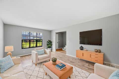 Condo For Sale - 86 Stornoway Drive<br/> Columbus, OH 43213