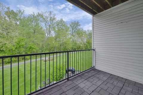 Tiny photo for 6120 Harbour Pointe 202 #202, Columbus, OH 43231 (MLS # 226015045)