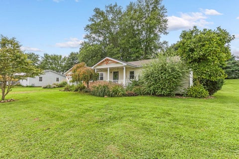 Photo of 89 Beard Street, Frazeysburg, OH 43822 (MLS # 226033375)