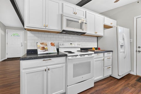 Tiny photo for 2755 Cryodon Boulevard W, Columbus, OH 43232 (MLS # 226037347)