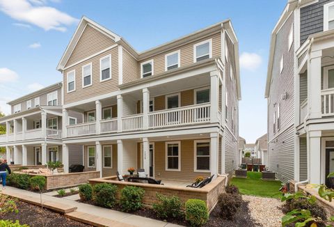 Photo of 1239 Cromartie Lane, Columbus, OH 43201 (MLS # 225040125)