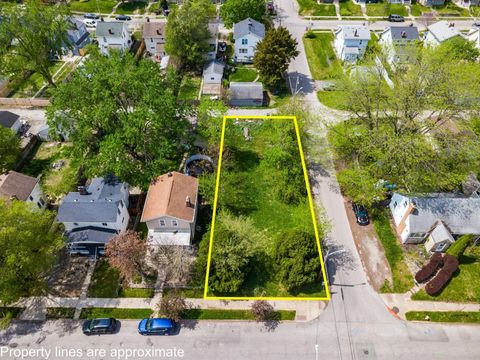 Photo of 675 S S Wayne Avenue, Columbus, OH 43204 (MLS # 226012545)