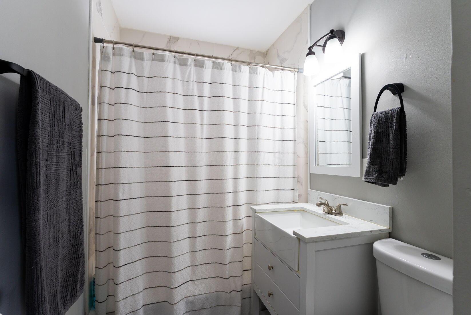 4172 Ashgrove Drive, Grove City, Ohio image 28