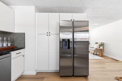 Tiny photo for 1553 Parkinson Drive, Reynoldsburg, OH 43068 (MLS # 226002719)