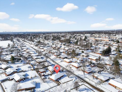 Tiny photo for 1553 Parkinson Drive, Reynoldsburg, OH 43068 (MLS # 226002719)