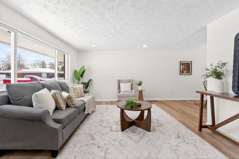 Tiny photo for 1553 Parkinson Drive, Reynoldsburg, OH 43068 (MLS # 226002719)