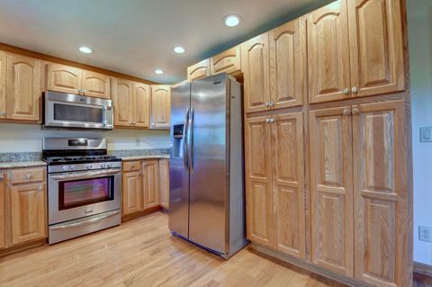 Tiny photo for 3993 Wadsworth Road, Norton, OH 44203 (MLS # 226021850)