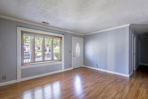 Tiny photo for 145 Ridgeview Court, Johnstown, OH 43031 (MLS # 226019668)