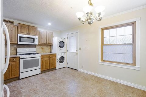 Tiny photo for 145 Ridgeview Court, Johnstown, OH 43031 (MLS # 226019668)