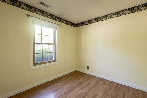 Tiny photo for 145 Ridgeview Court, Johnstown, OH 43031 (MLS # 226019668)
