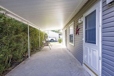 Tiny photo for 145 Ridgeview Court, Johnstown, OH 43031 (MLS # 226019668)