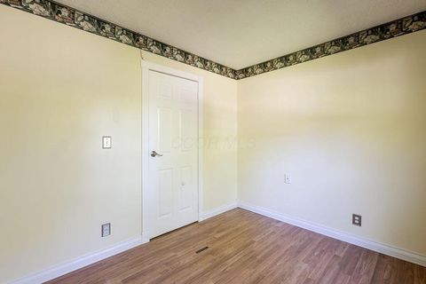 Tiny photo for 145 Ridgeview Court, Johnstown, OH 43031 (MLS # 226019668)