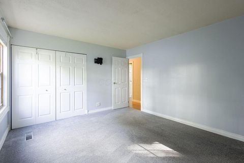 Tiny photo for 145 Ridgeview Court, Johnstown, OH 43031 (MLS # 226019668)
