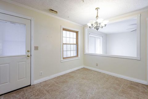 Tiny photo for 145 Ridgeview Court, Johnstown, OH 43031 (MLS # 226019668)