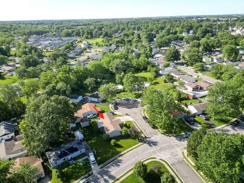 Tiny photo for 145 Ridgeview Court, Johnstown, OH 43031 (MLS # 226019668)