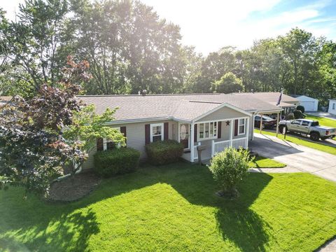 Tiny photo for 145 Ridgeview Court, Johnstown, OH 43031 (MLS # 226019668)