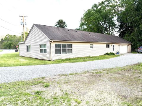 Photo of 7485 Mount Vernon Road, Saint Louisville, OH 43071 (MLS # 226015346)