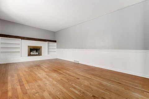 Tiny photo for 439 Pine Tree Drive NE, Granville, OH 43023 (MLS # 225044662)