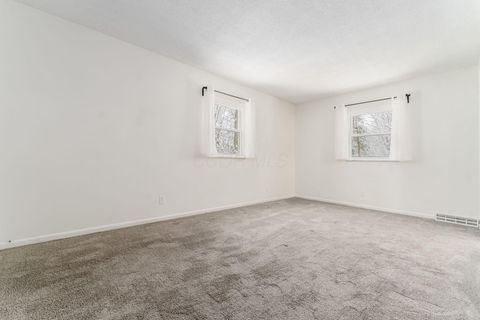 Tiny photo for 439 Pine Tree Drive NE, Granville, OH 43023 (MLS # 225044662)