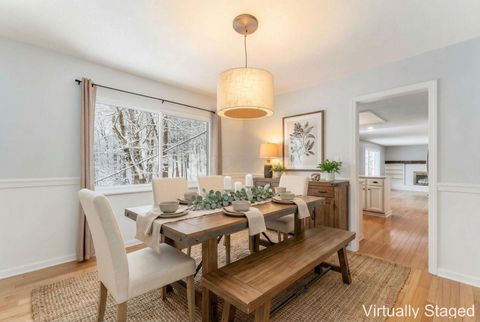 Tiny photo for 439 Pine Tree Drive NE, Granville, OH 43023 (MLS # 225044662)