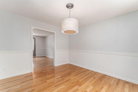 Tiny photo for 439 Pine Tree Drive NE, Granville, OH 43023 (MLS # 225044662)