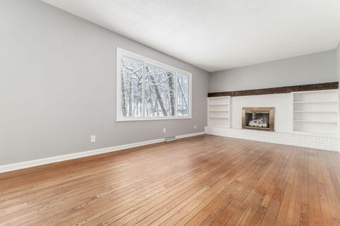 Tiny photo for 439 Pine Tree Drive NE, Granville, OH 43023 (MLS # 225044662)