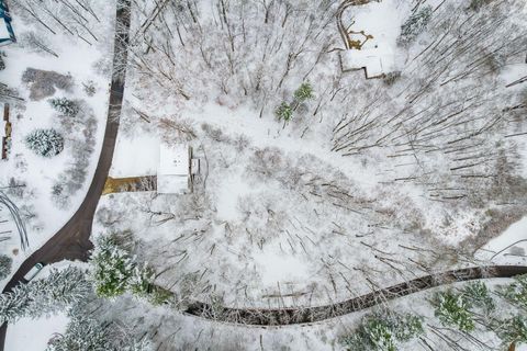 Tiny photo for 439 Pine Tree Drive NE, Granville, OH 43023 (MLS # 225044662)