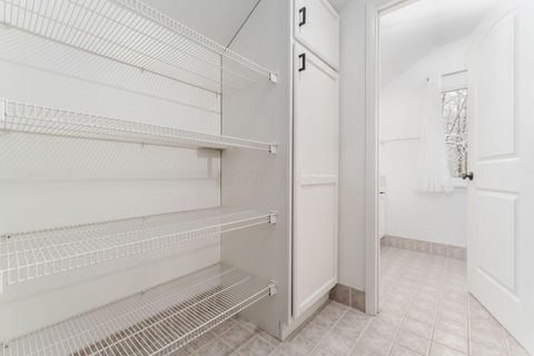 Tiny photo for 439 Pine Tree Drive NE, Granville, OH 43023 (MLS # 225044662)