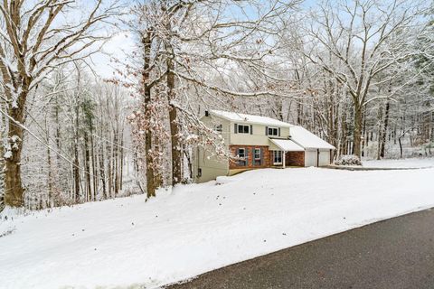 Tiny photo for 439 Pine Tree Drive NE, Granville, OH 43023 (MLS # 225044662)
