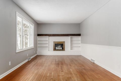 Tiny photo for 439 Pine Tree Drive NE, Granville, OH 43023 (MLS # 225044662)