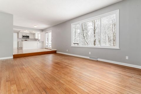 Tiny photo for 439 Pine Tree Drive NE, Granville, OH 43023 (MLS # 225044662)