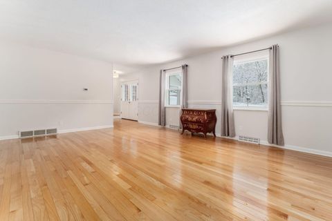 Tiny photo for 439 Pine Tree Drive NE, Granville, OH 43023 (MLS # 225044662)