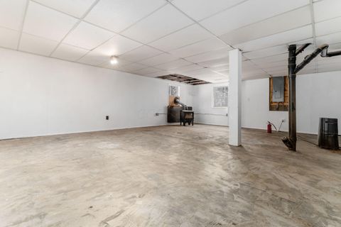 Tiny photo for 439 Pine Tree Drive NE, Granville, OH 43023 (MLS # 225044662)