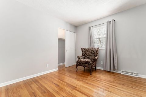 Tiny photo for 439 Pine Tree Drive NE, Granville, OH 43023 (MLS # 225044662)