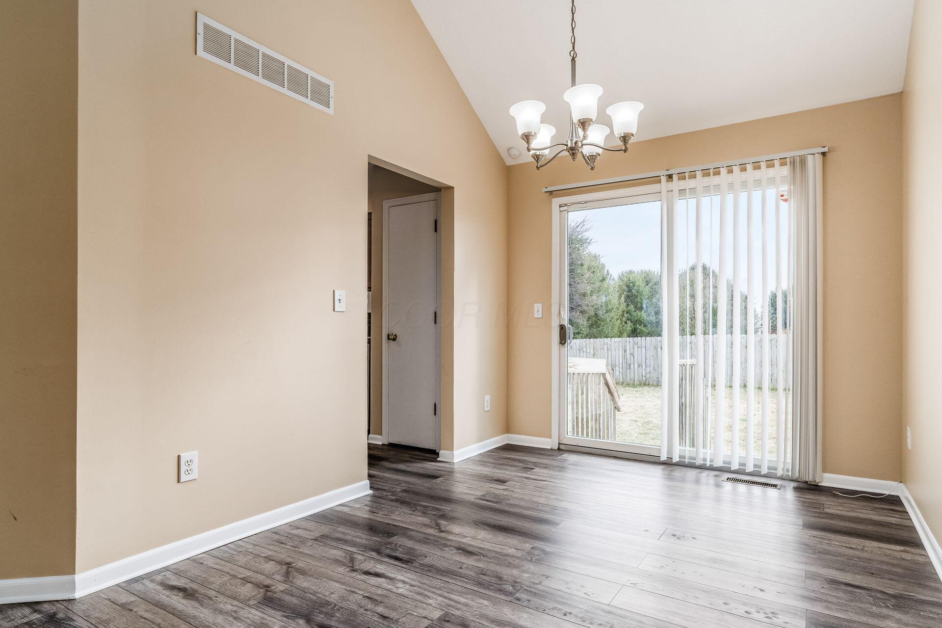 7327 Emerald Tree Drive, Canal Winchester, Ohio image 12