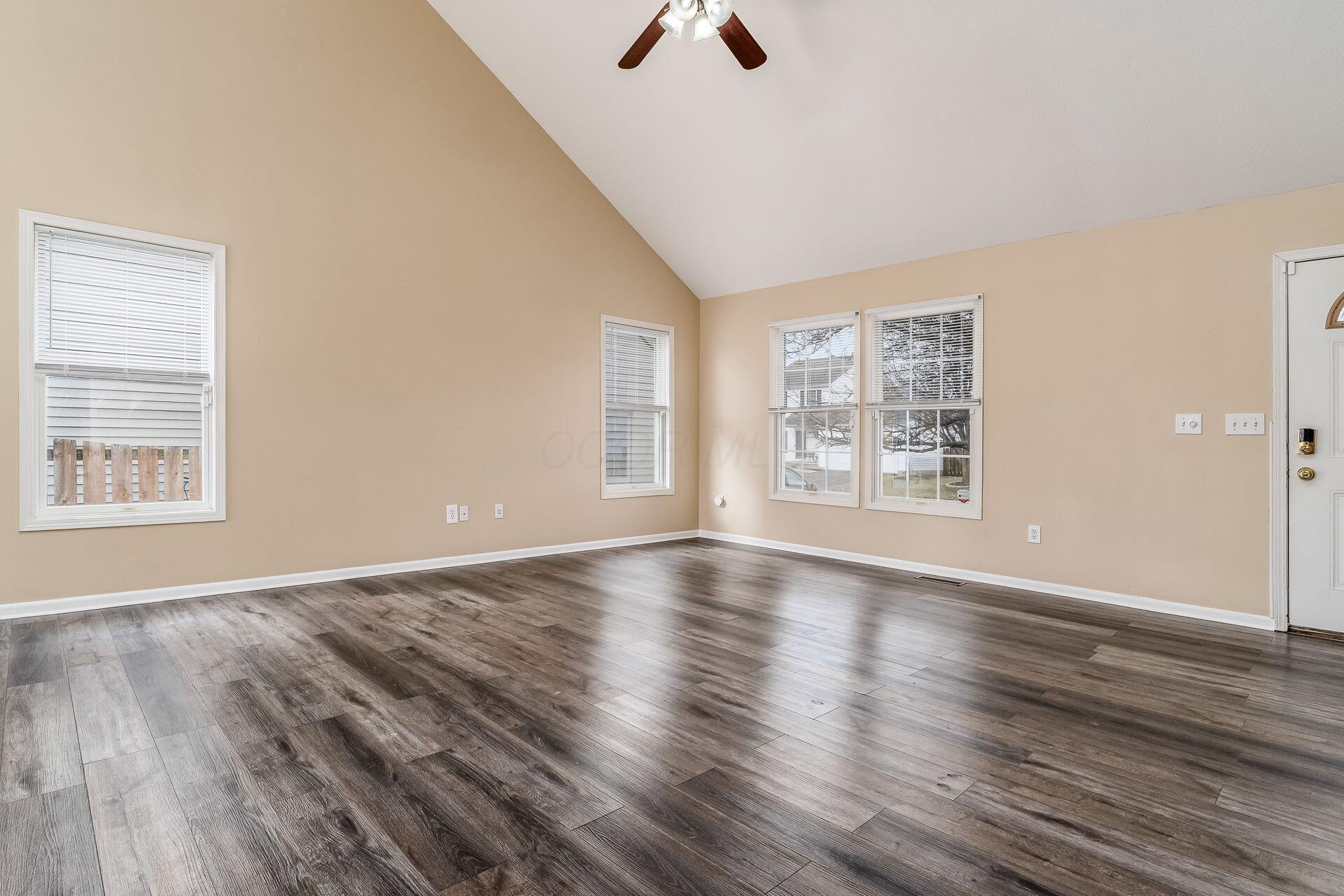 7327 Emerald Tree Drive, Canal Winchester, Ohio image 10