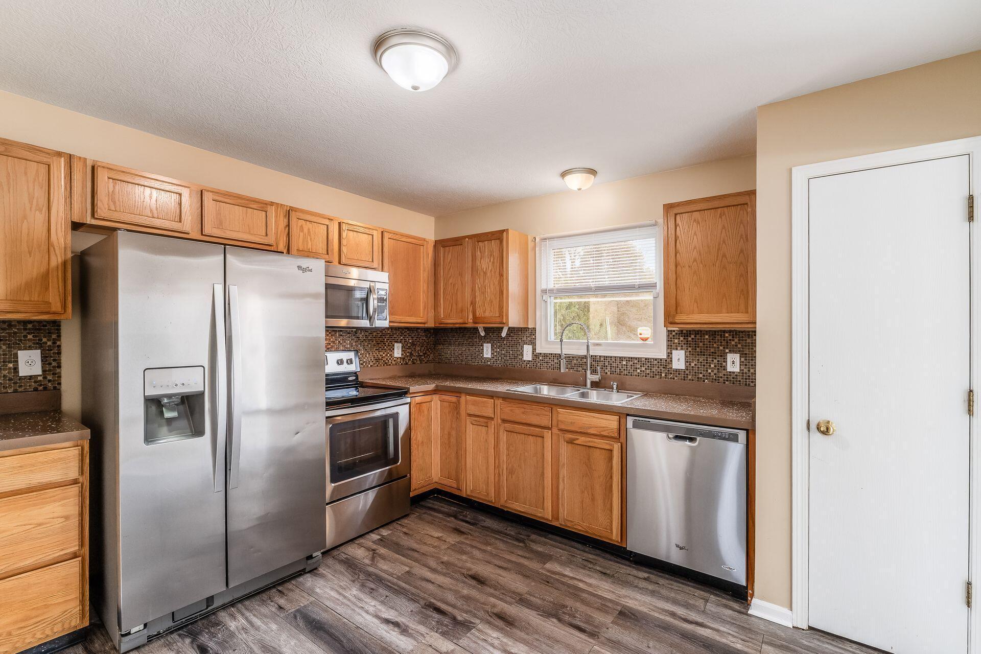 7327 Emerald Tree Drive, Canal Winchester, Ohio image 14