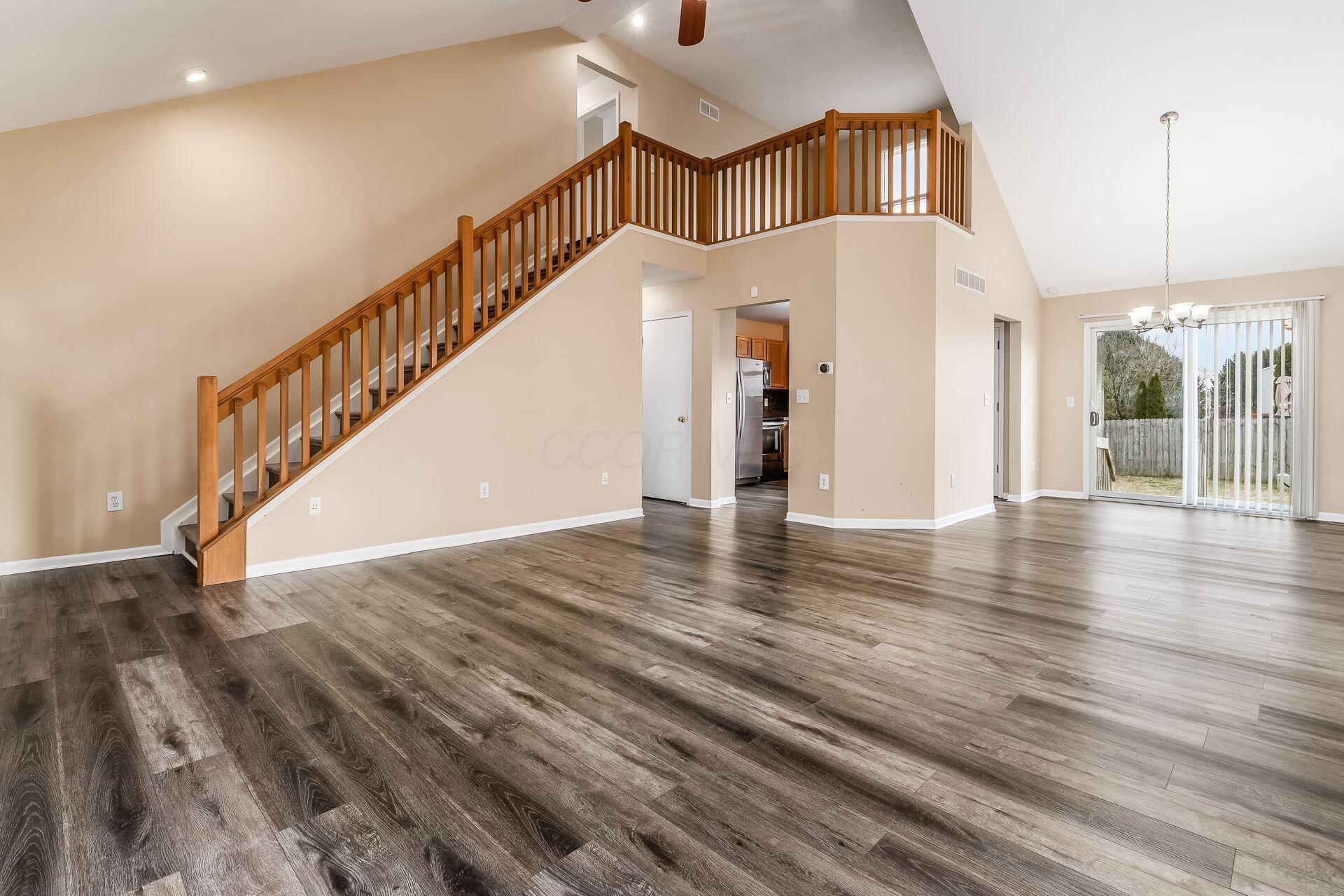 7327 Emerald Tree Drive, Canal Winchester, Ohio image 8
