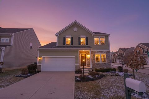 Photo of 441 Lee Way, Lewis Center, OH 43035 (MLS # 225045482)