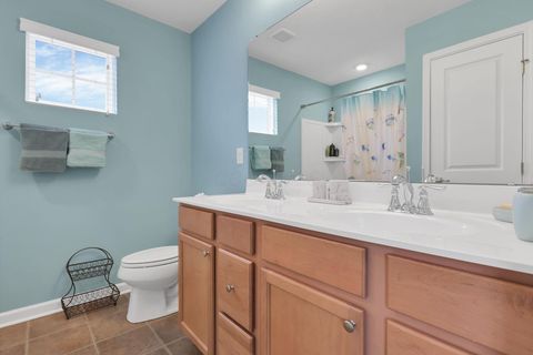 Tiny photo for 441 Lee Way, Lewis Center, OH 43035 (MLS # 225045482)