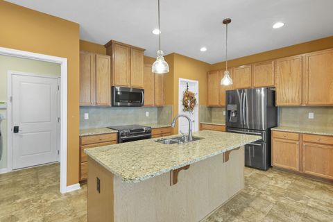 Tiny photo for 441 Lee Way, Lewis Center, OH 43035 (MLS # 225045482)